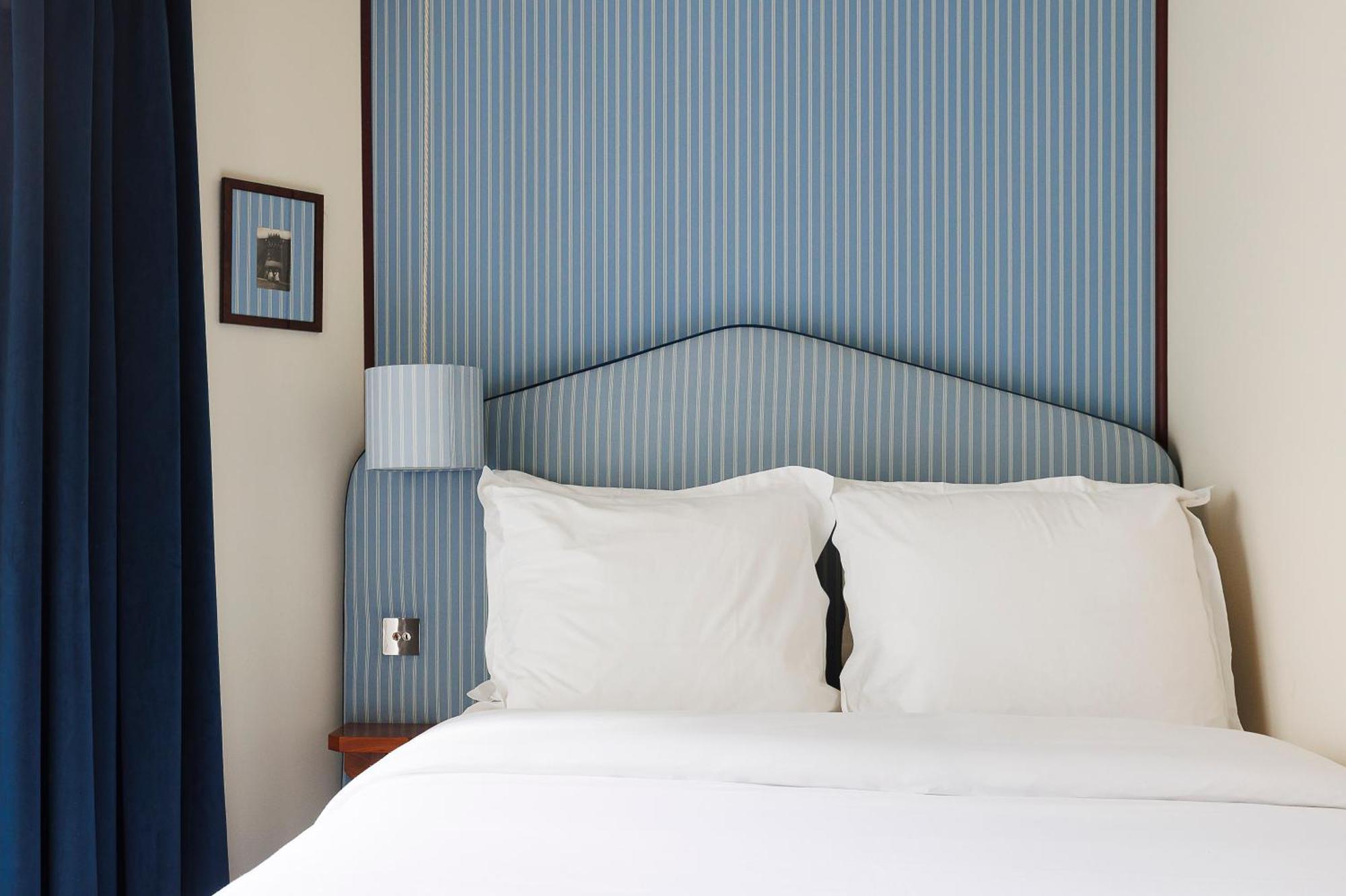 De Charonne Hotel 3*
